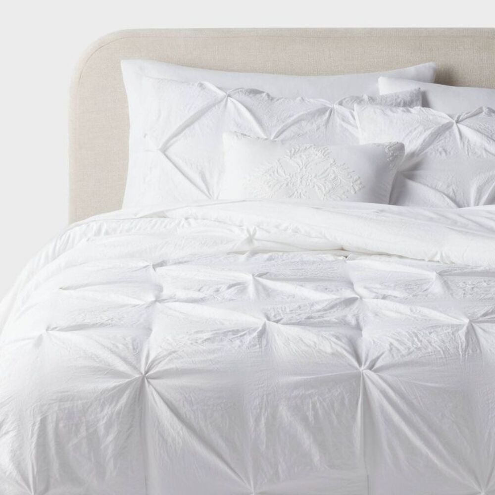 8pc Queen Pinch Pleat Comforter and Sheet Set White - Threshold